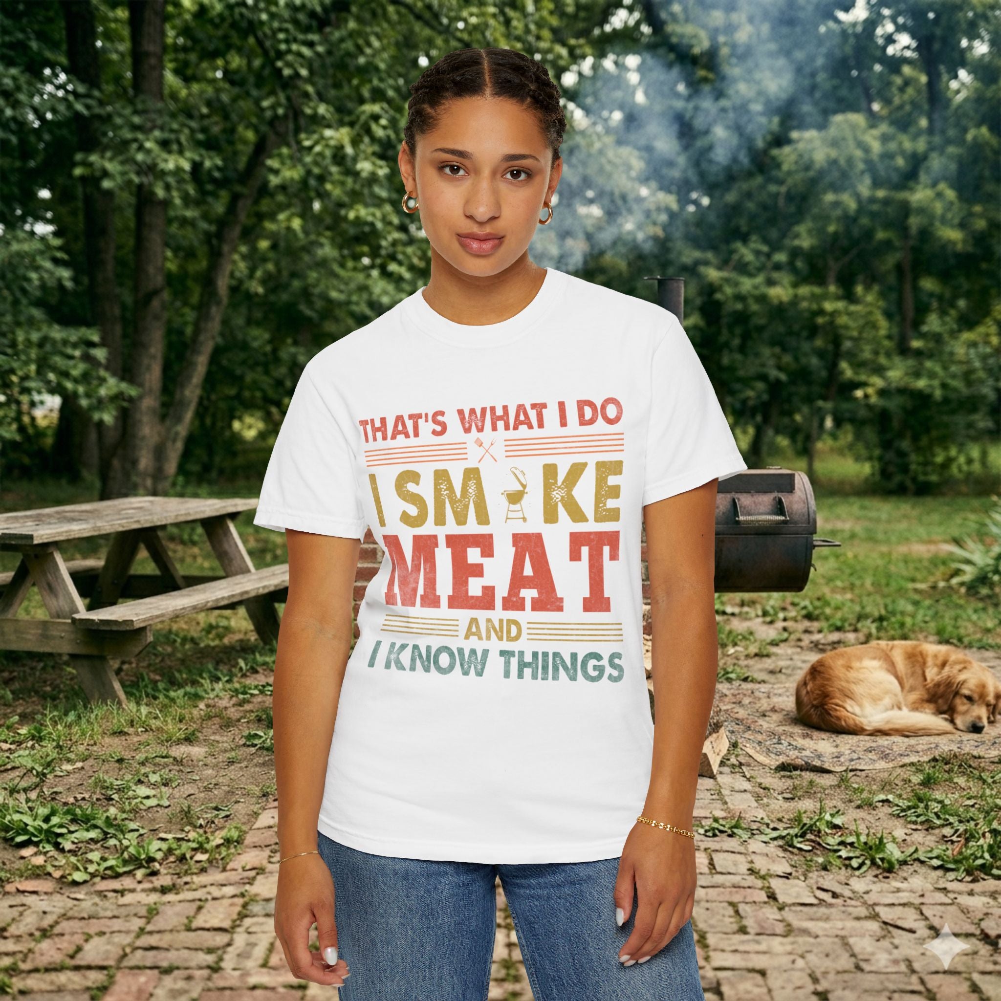 That's What I Do I Smoke Meat And I Know Things T-Shirt