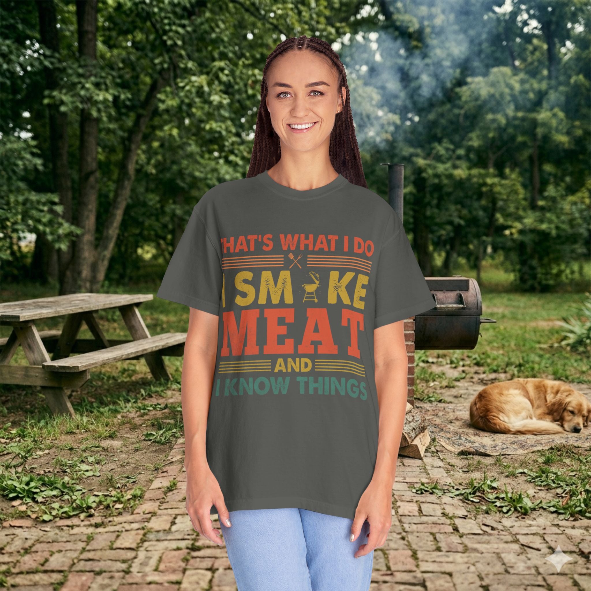 That's What I Do I Smoke Meat And I Know Things T-Shirt