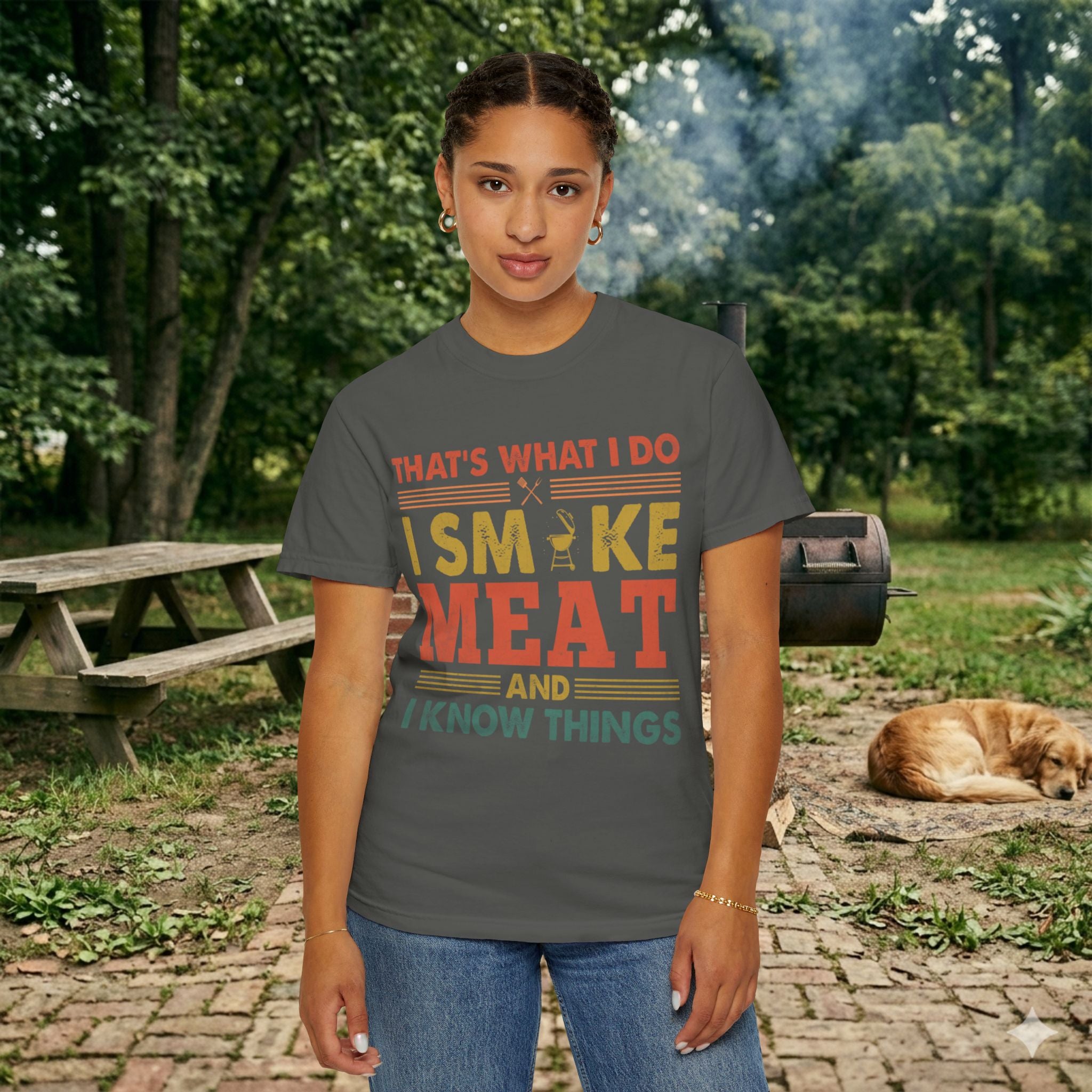 That's What I Do I Smoke Meat And I Know Things T-Shirt